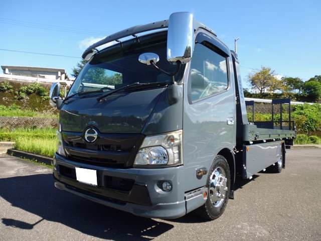 Hino Dutro 5