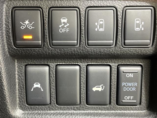 Nissan Elgrand 9