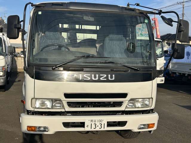 Isuzu Forward 2