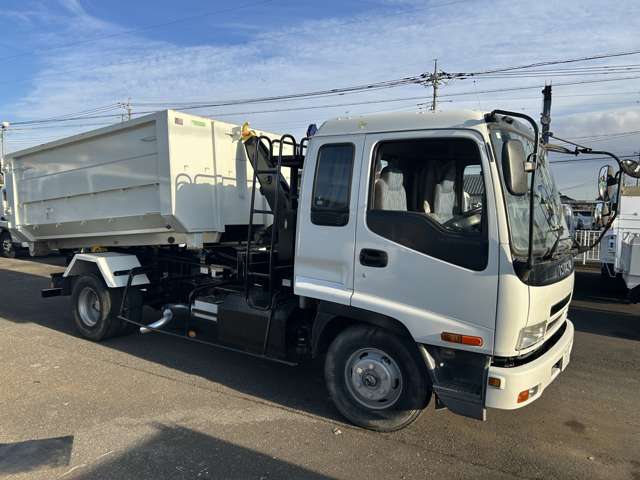 Isuzu Forward 3