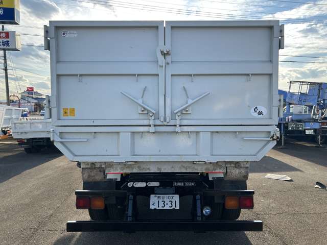 Isuzu Forward 5