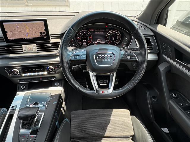 Audi Q5 12