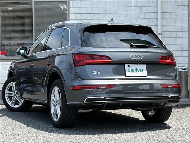 Audi Q5 4