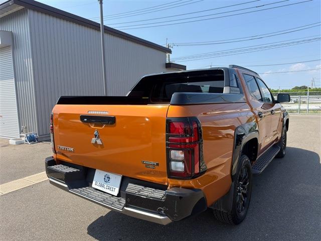 Mitsubishi Triton 6