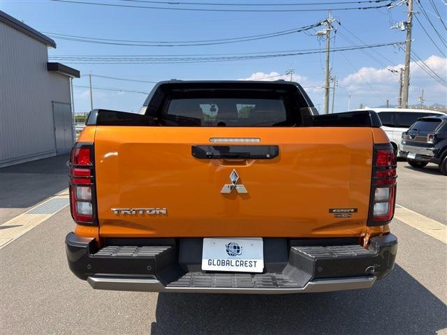 Mitsubishi Triton 7