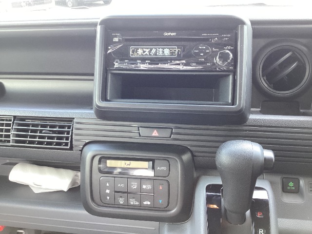 Honda N-VAN 12
