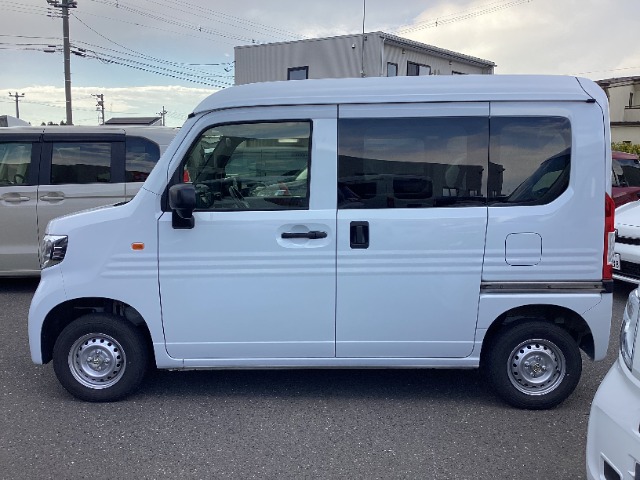 Honda N-VAN 8