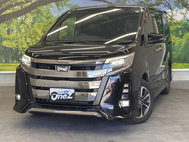 Toyota Noah 4