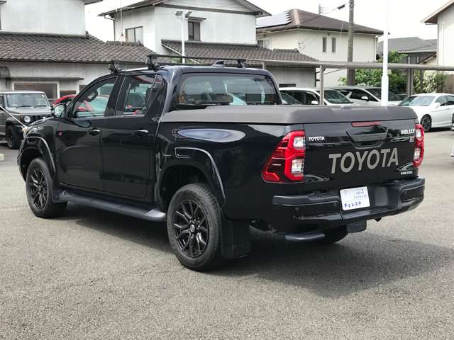 Toyota Hilux 11