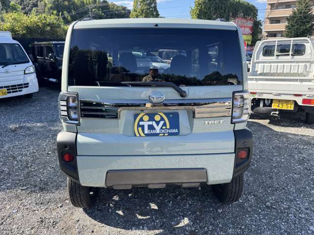 Daihatsu Taft 11