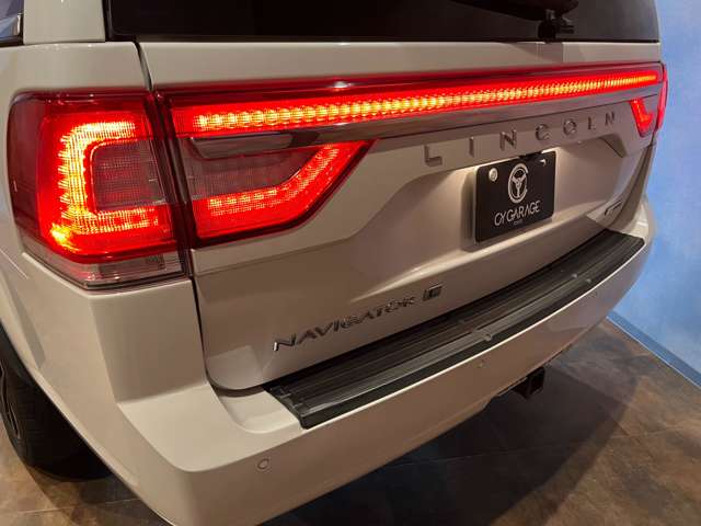 Lincoln ナビゲーター 12