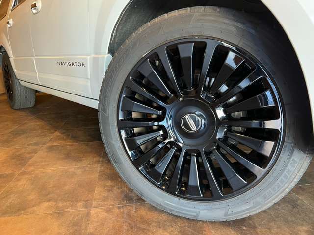Lincoln ナビゲーター 6