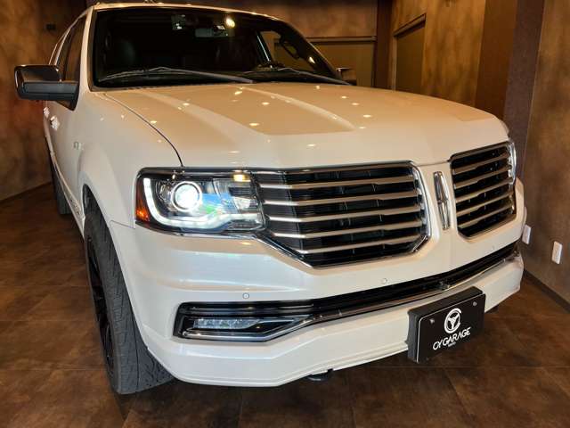 Lincoln ナビゲーター 9