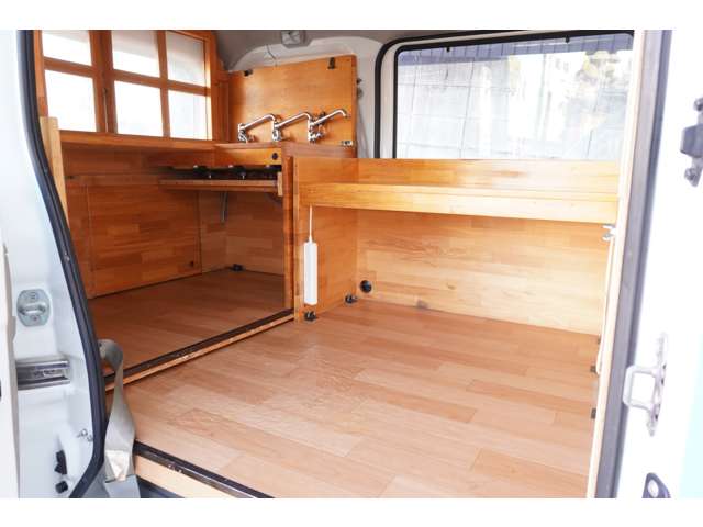 Nissan NV100 Clipper 11