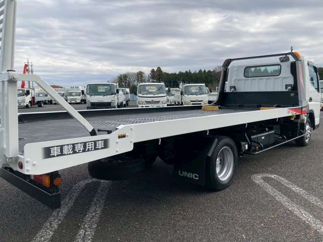 Mitsubishi Fuso Canter 12