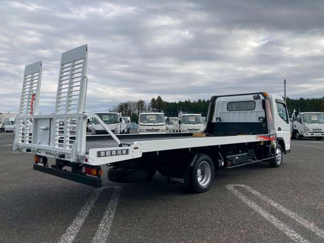 Mitsubishi Fuso Canter 5