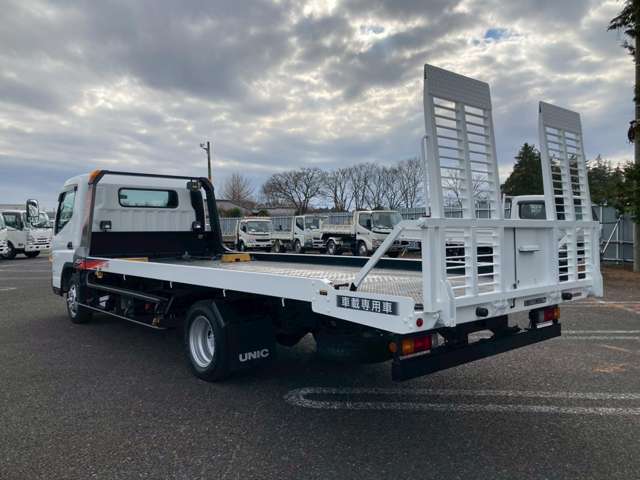 Mitsubishi Fuso Canter 7