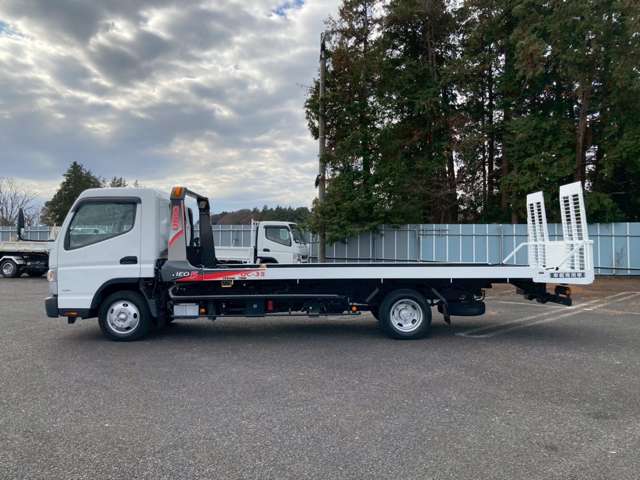 Mitsubishi Fuso Canter 8