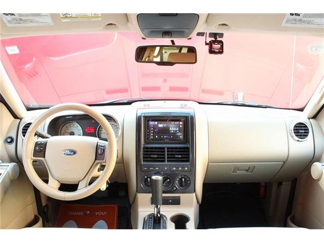 Ford Explorer Sport Trac 11