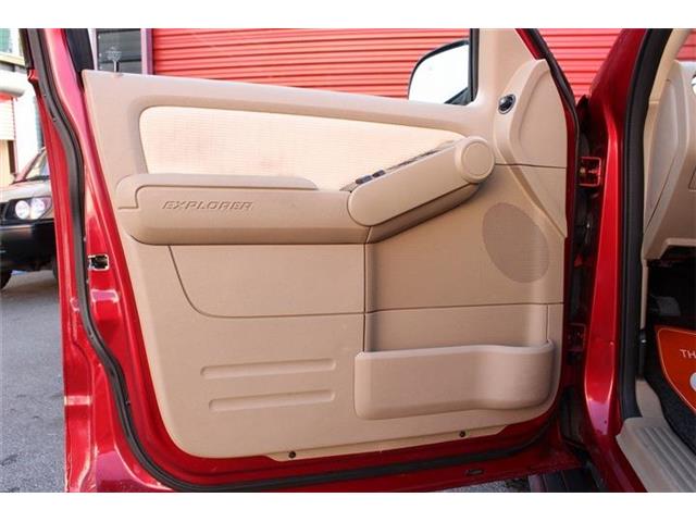 Ford Explorer Sport Trac 3