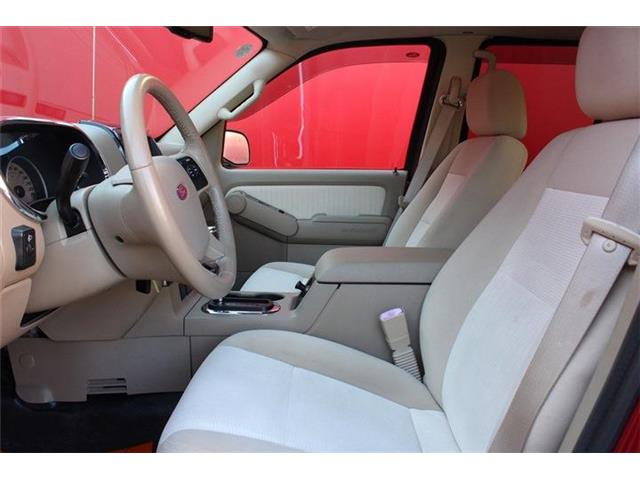 Ford Explorer Sport Trac 4