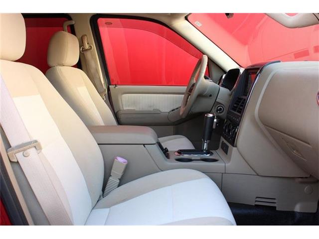 Ford Explorer Sport Trac 8