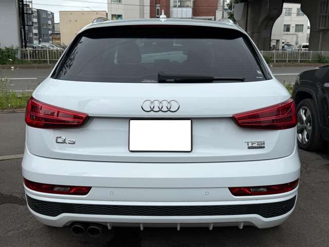 Audi Q3 7