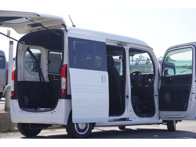 Honda N-VAN 11
