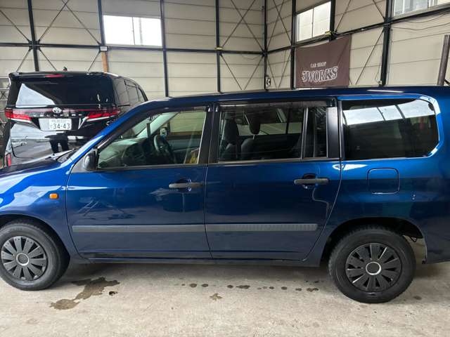 Toyota Succeed Van 8