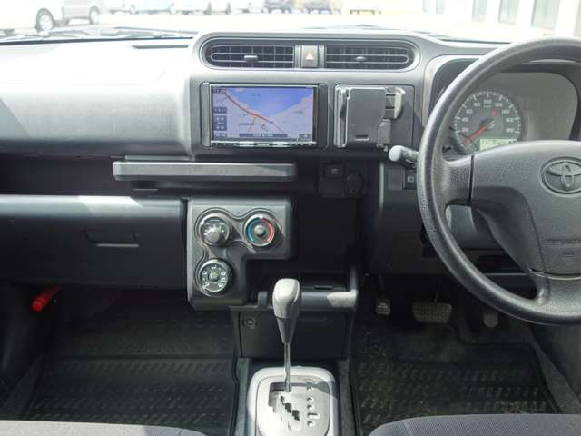 Toyota Probox Van 10