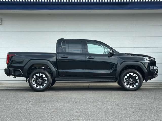 Toyota Hilux 9