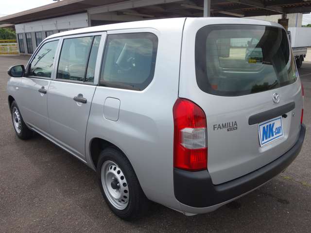 Mazda Familia Van 9
