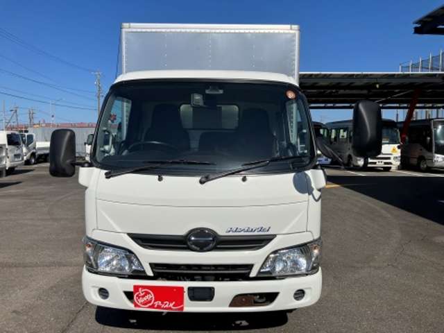Hino Dutro Hybrid 4