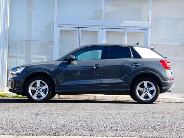 Audi Q2 6