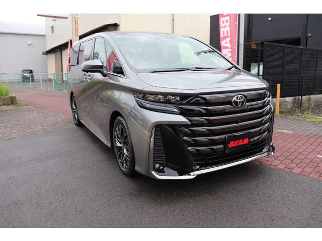 Toyota Vellfire 5