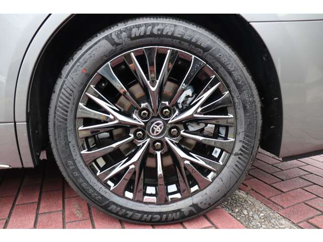 Toyota Vellfire 7