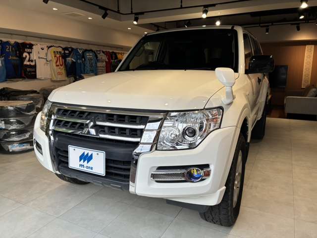 Mitsubishi Pajero 6