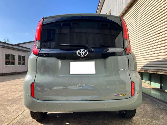 Toyota Sienta 7