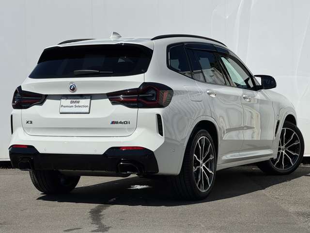 BMW X3 7