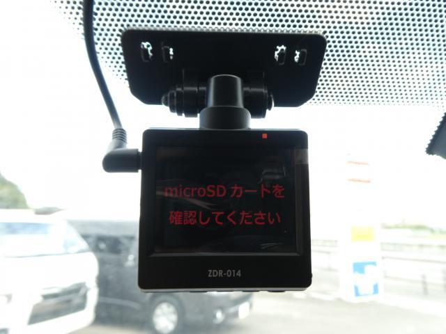 Toyota Hiace Van 12