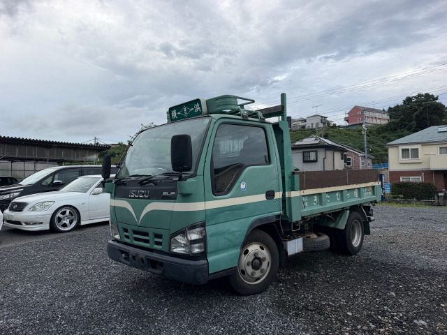 Isuzu Elf 5