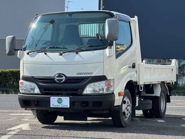 Hino Dutro 5