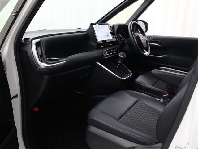 Toyota Noah 12