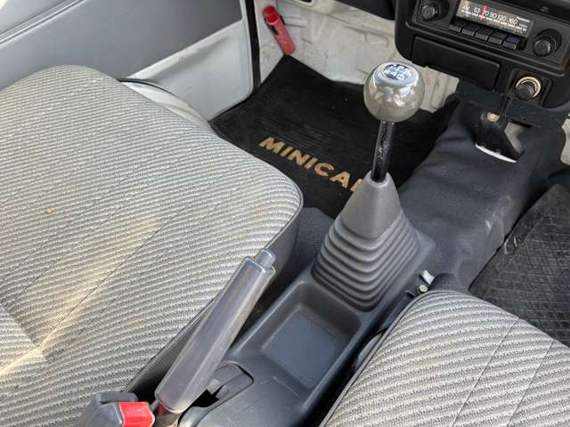 Daihatsu Hijet Pickup 12