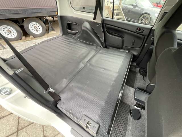 Toyota Probox Van 6