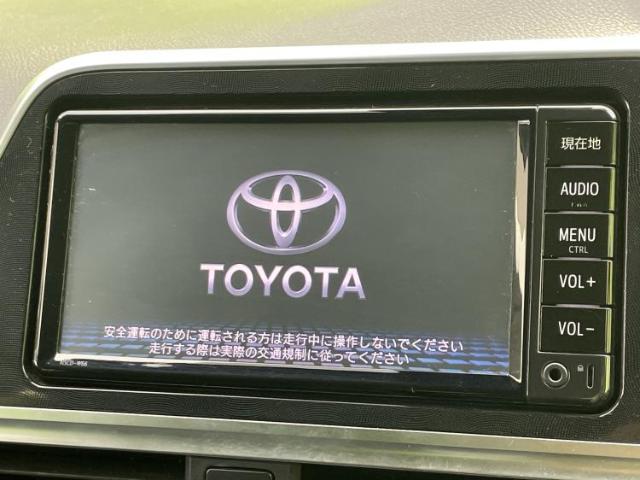 Toyota Sienta 4