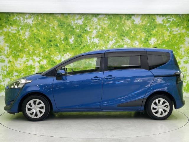 Toyota Sienta 5