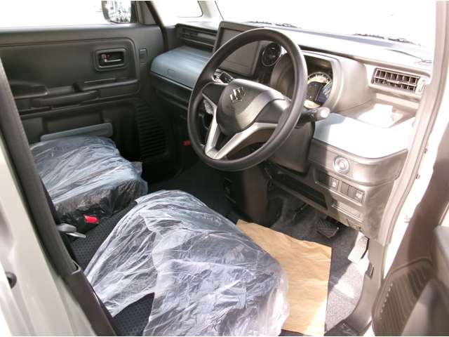 Suzuki Spacia Base 7