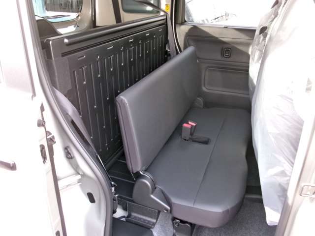 Suzuki Spacia Base 8