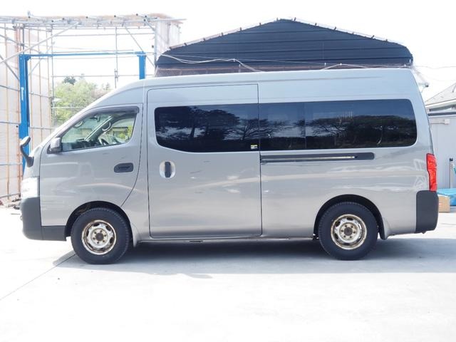 Nissan NV350 Caravan 8